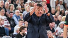 Αταμάν: «Έπαιξαν καλύτερα από εμάς, δεν είναι εύκολο να παίζεις με έναν σέντερ»