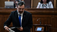 Απολογείται ο Παππάς της Χρυσής Αυγής: Ήμουν... νέος, είπε για τις φωτογραφίες του με ναζιστικά σύμβολα
