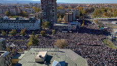 Σερβία: Σήμερα η συγκέντρωση μνήμης στο Νόβι Σαντ για τα θύματα της τραγωδίας στον σιδηροδρομικό σταθμό