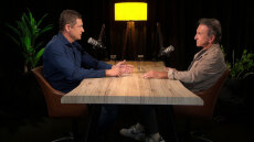 Ο Αργύρης Παπαργυρόπουλος στο protothema: Μόνο η ντροπή για τα παιδιά μου με απασχολεί - Φτωχός σε υπόγειο μεγάλωσα, δεν θα μου λείψει η βίλα
