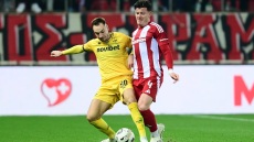 Αθλητικές μεταδόσεις Σαββάτου: Πού θα δείτε Ολυμπιακός - Άρης και Βόλος - Παναθηναϊκός