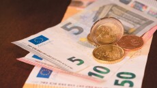 Επιστροφή ενοικίου και επίδομα 250 ευρώ τον Νοέμβριο - Πότε καταβάλλονται τα χρήματα, ποιοι οι δικαιούχοι
