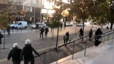 Επεισόδια έξω από τα δικαστήρια Θεσσαλονίκης λίγο πριν τη δίκη για τη δολοφονία Καμπανού - Δύο συλλήψεις
