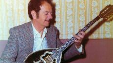 Πόσο τζαζ είναι η μουσική του Βασίλη Τσιτσάνη; 