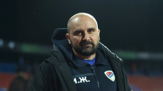 Σερβία: Ψάχνουν τι έφταιξε για τον ξαφνικό θάνατο του 44χρονου προπονητή της Ραντνίτσκι - «Είχε φάει ψάρι στο γεύμα» λέει παίκτης του