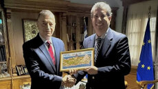 Στο Άγιον Όρος ο αναπληρωτής ΥΠΕΞ των ΗΠΑ Μάικλ Ρήγας
