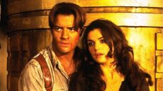 Ο Μπρένταν Φρέιζερ και η Ρέιτσελ Βάις ενώνονται ξανά για ένα σίκουελ του «Mummy»