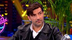 Ο Νίκος Κουρής περιέγραψε το ατύχημα που είχε στο Εθνικό Θέατρο: Έπεσα σε ένα κενό τεσσάρων μέτρων