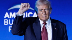 «Σπουδαίο γεγονός για την Αμερική - Είναι κακιά και διεφθαρμένη» - Πώς υποδέχτηκε ο Τραμπ την ανακοίνωση της Πελόζι