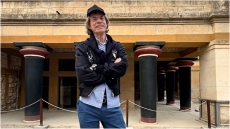 Ο Μικ Τζάγκερ ανέβασε φωτογραφίες από την Κνωσό με λεζάντα: «Κάπου στη Μεσόγειο»