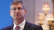 Μυλωνάς – Εθνική Τράπεζα: Προς το παρόν «ουδέν σχόλιον» για νέες επενδύσεις και bancassurance