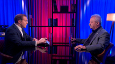 Ραχωβίτσας: Στα Βορίζια μπορούν να σκοτωθούν για 3 πρόβατα, κυνήγησαν αστυνομικό για κλήση - Ο Πάσσαρης πυροβόλησε 16 φορές οδηγό που έψαχνε πάρκινγκ