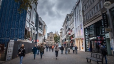 Απαισιοδοξία στη Γερμανία λόγω πολέμου στο Ιράν: Φόβοι για ακριβή ενέργεια και «βουτιά» στην πασχαλινή αγορά, σύμφωνα με έρευνα