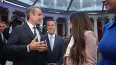 Το τετ α τετ Μητσοτάκη με Κίμπερλι Γκιλφόιλ στο Ζάππειο για τη 2η μέρα των εργασιών της P-TEC - Δείτε βίντεο