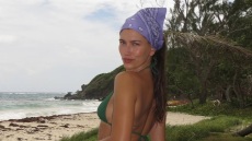 Xέιλι Μπίμπερ: To καυτό μπικίνι της τρέλανε τον σύζυγό της - Ω, Θεέ μου, έγραψε ο Τζάστιν Μπίμπερ - Δείτε φωτογραφίες