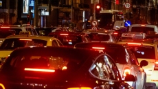 Στο «κόκκινο» η Κηφισίας, καθυστερήσεις σε Αττική Οδό, Κηφισό και Μεσογείων - Πού έχει κίνηση