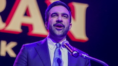 Αμερικανοί influencers κατηγορούν ψευδώς τον Μαμντάνι ότι συνδέεται με το ISIS