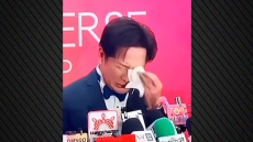 Miss Universe: Me λυγμούς ζήτησε συγγνώμη ο πρόεδρος για τον διασυρμό της Μις Μεξικό - «Είμαι κι εγώ άνθρωπος»
