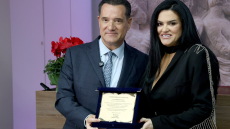 Εγκαινιάστηκε νέο ρομποτικό μηχάνημα στο Αγία Όλγα – Παρουσία του Άδωνι Γεωργιάδη και δωρεά της La vie en Rose by Dimitra Katsafadou