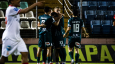 Λεβαδειακός - Πανσερραϊκός 5-2: Με σπασμένα φρένα οι Βοιωτοί, σταθερά στην 4άδα - Δείτε τα γκολ
