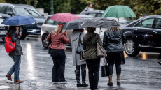 Live χάρτης για την κακοκαιρία, προειδοποίηση μετεωρολόγων για αδιάκοπες βροχές, χοντρό χαλάζι και πολλούς κεραυνούς