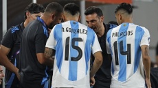 Εθνική Αργεντινής: Τρεις παίκτες εκτός αποστολής για Αγκόλα επειδή δεν ολοκλήρωσαν τον απαραίτητο εμβολιασμό
