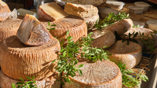 Ποιο είναι το πιο «επικίνδυνο» τυρί του κόσμου