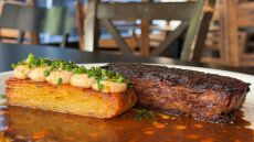 Ντάνγκαρα: Στη σκιά της Ροτόντας η παράδοση φοράει sneakers