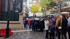 Ουρές έξω από το σπίτι του Κεμάλ Ατατούρκ στη Θεσσαλονίκη για την 87η επέτειο από το θάνατό του, δείτε φωτογραφίες και βίντεο