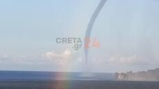 Σπάνια «συνάντηση» υδροστρόβιλου με ουράνιο τόξο ανοιχτά της Κρήτης - Δείτε βίντεο