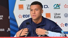 «Υπάρχουν πολύ πιο σημαντικά πράγματα από το Παγκόσμιο Κύπελλο»: Η συγκινητική αναφορά Εμπαπέ στα θύματα των επιθέσεων της 13ης Νοεμβρίου 2015
