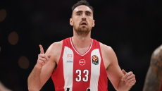 Μιλουτίνοφ: «Είναι τραγωδία αυτό που συνέβη με τον Έβανς, ελπίζω να μην είναι όσο σοβαρός δείχνει ο τραυματισμός του»
