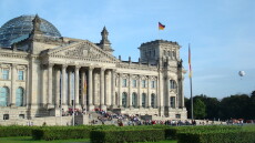 Παλαιστίνιοι προσφεύγουν στη γερμανική Δικαιοσύνη ζητώντας να σταματήσουν οι εξαγωγές όπλων στο Ισραήλ