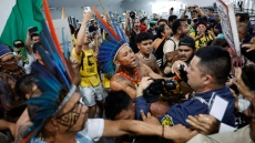 COP30: Εισβολή διαδηλωτών και τραυματίες στη Διάσκεψη του ΟΗΕ για το Κλίμα στη Βραζιλία - Δείτε βίντεο