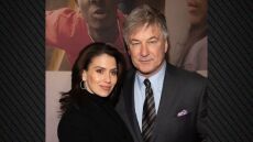 Ο Άλεκ και η Χιλάρια Μπάλντουιν πηγαίνουν σε  θεραπεία για ζευγάρια - Οι εντάσεις λόγω της μεγάλης διαφοράς ηλικίας