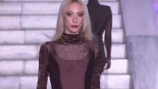 Κιάρα Μαρκέζη: Eντυπωσίασε στην πασαρέλα η εγγονή του Άκη Τσοχατζόπουλου - Δείτε το βίντεο 