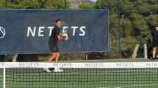 Στην Αθήνα για μισή μέρα ο Ρότζερ Φέντερερ - Έπαιξε τρίλεπτους αγώνες με 18 διαφορετικούς παίκτες 