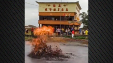 Ηφαίστειο λάσπης εκρήγνυται στη μέση ενός δρόμου στην Ταϊβάν - Δείτε βίντεο