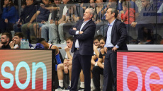 Απογοητευμένος ο Ζούρος μετά τη νέα ήττα του Πανιωνίου: Προφανώς οι παίκτες μας δεν θέλουν να παίξουν μπάσκετ - Βίντεο 