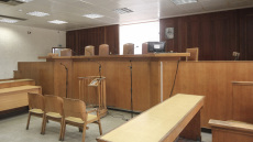 Και οι διοικητικοί δικαστές συμπαρίστανται στην σύζυγο του Σκέρτσου που δέχθηκε λεκτική επίθεση από την Κωνσταντοπούλου