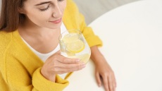 Φυσικώς ανθρακούχο νερό vs σοδόνερο: Η γευστική υπεροχή που θα αλλάξει την καθημερινότητά σου