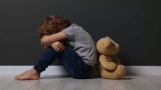 1.300 κακοποιημένα παιδιά με εισαγγελική εντολή στα νοσοκομεία της χώρας – 400 στα δύο Νοσοκομεία Παίδων
