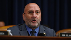 Μόνος ένας βουλευτής είπε «όχι» στη δημοσίευση των εγγράφων για τον Έπσταϊν – Πώς δικαιολόγησε την ψήφο του
