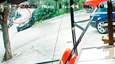 Νέος Κόσμος: Ο 29χρονος είχε τραυματίσει με κοπίδι τρία άτομα έναν μήνα πριν τον θανάσιμο ξυλοδαρμό του 58χρονου - Γνώριζε πολεμικές τέχνες