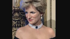 Με το εμβληματικο «μαύρο φόρεμα της εκδίκησης» το κέρινο ομοίωμα της Πριγκίπισσας Νταϊάνας στο Παρίσι - Δείτε βίντεο