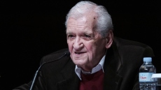 Η Ακαδημία Αθηνών υποδέχεται τον ποιητή Τίτο Πατρίκιο ως επίτιμο μέλος της στις 2 Δεκεμβρίου