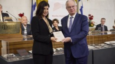 Η «Εξέλιξη Ζωής» βραβεύτηκε για την προσφορά της στους νέους από δομές παιδικής προστασίας
