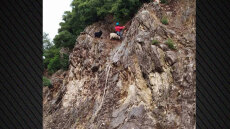 Κατσίκες διασώθηκαν στην Ευρυτανία με τη συνδρομή διασωστών και πυροσβεστών - Δείτε φωτογραφίες