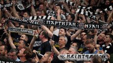 Δολοφονήθηκε έξω από το σπίτι του ένας από τους αρχηγούς των οργανωμένων της Παρτιζάν - Τον πυροβόλησαν 5 φορές 