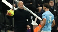 Ο Γκουαρδιόλα απολογήθηκε για την... επίθεση στον κάμεραμαν: «Ντράπηκα όταν είδα τι έκανα»
